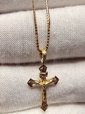 14K Yellow Gold Fancy Tiny Crucufix Pendant With 0.8mm Box Chain - 16 inch
